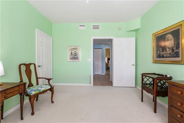 2572 57th Circle 2572, Vero Beach, FL 32966