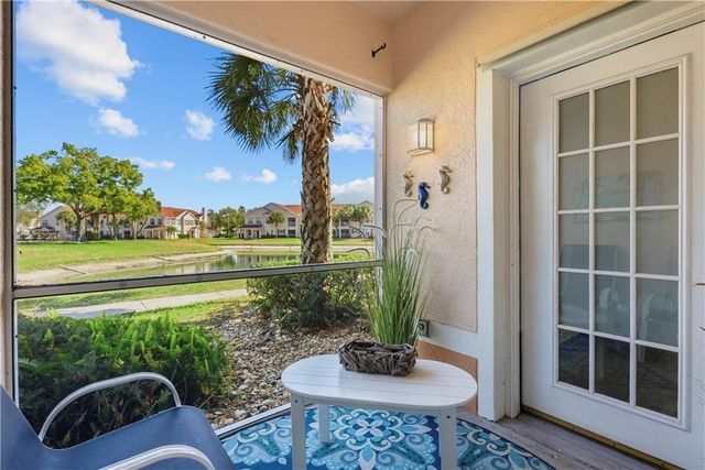 2572 57th Circle 2572, Vero Beach, FL 32966