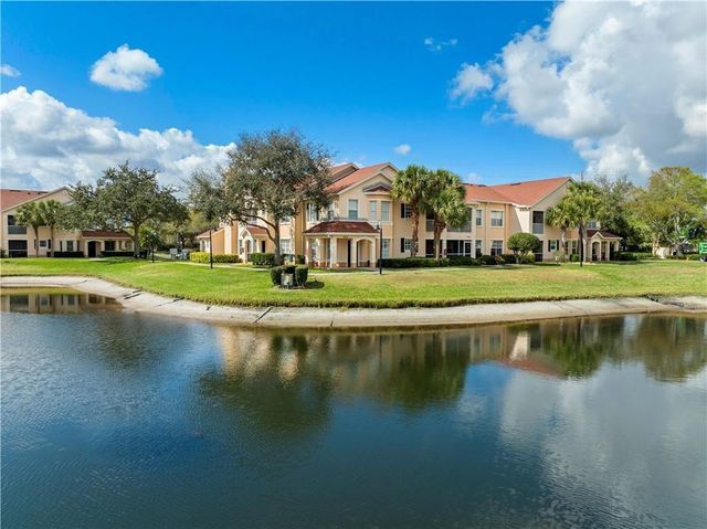 2572 57th Circle 2572, Vero Beach, FL 32966