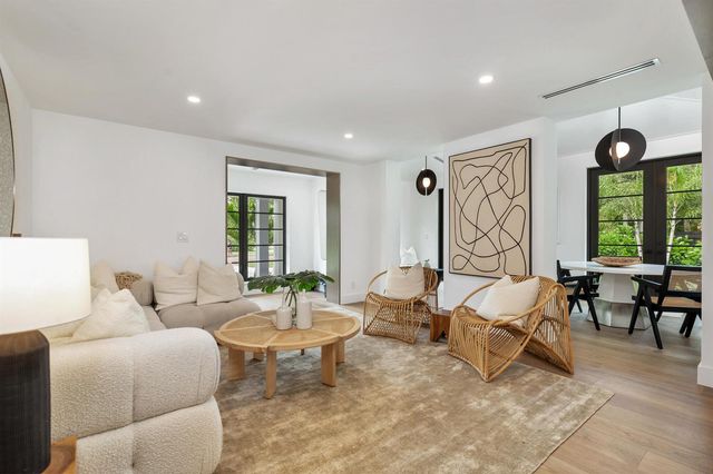 263 Alhambra Place, West Palm Beach, FL 33405