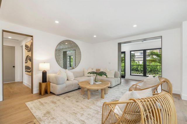263 Alhambra Place, West Palm Beach, FL 33405