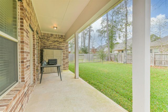 135 Winged Elm Ct, Willis, TX 77318