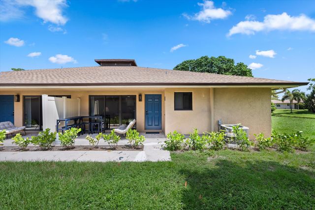 1262 The 12th Fairway, Wellington, FL 33414