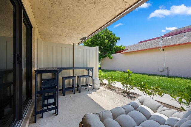 1262 The 12th Fairway, Wellington, FL 33414