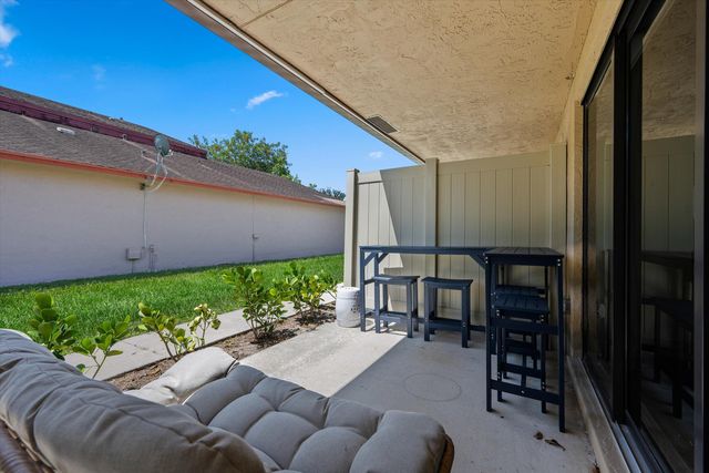 1262 The 12th Fairway, Wellington, FL 33414