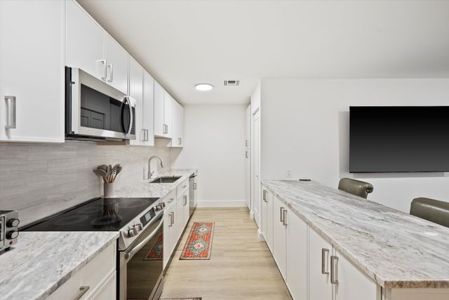 1262 The 12th Fairway, Wellington, FL 33414