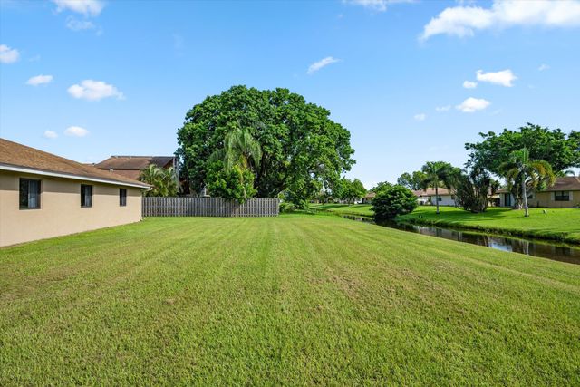 1262 The 12th Fairway, Wellington, FL 33414