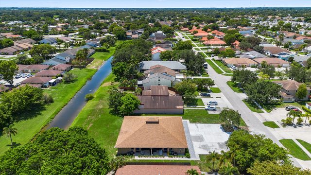 1262 The 12th Fairway, Wellington, FL 33414