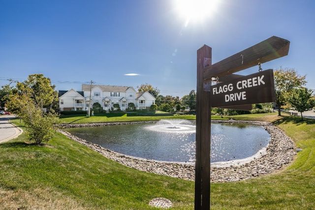 7204 Flagg Creek Drive, Indian Head Park, IL 60525