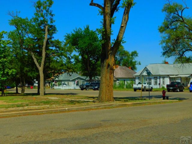 974 Pine Ave, Rocky Ford, CO 81067