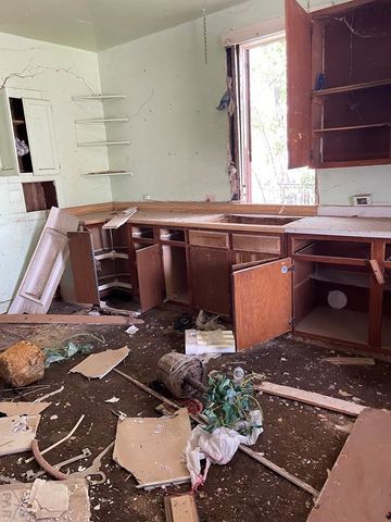 974 Pine Ave, Rocky Ford, CO 81067