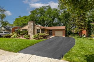 415 E Atwater Avenue, Elmhurst, IL 60126