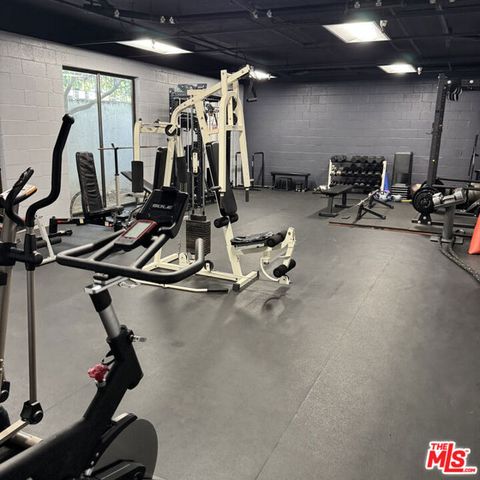 8145 Redlands Street 205, Playa Del Rey (los Angeles), CA 90293