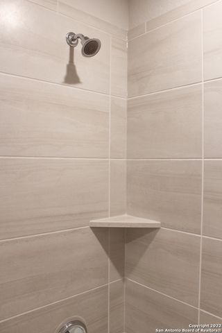 12915 Louberg Valley, San Antonio, TX 78253