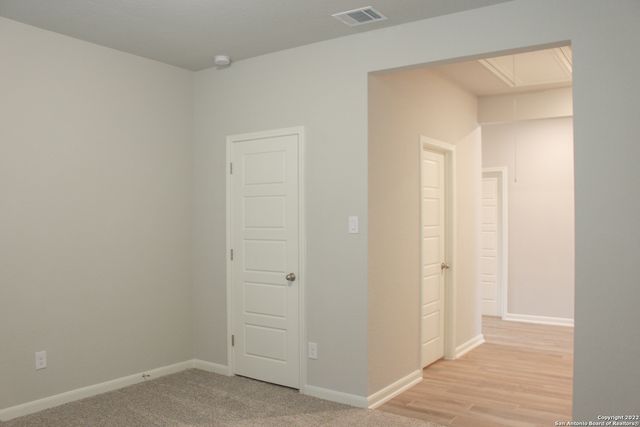 12915 Louberg Valley, San Antonio, TX 78253