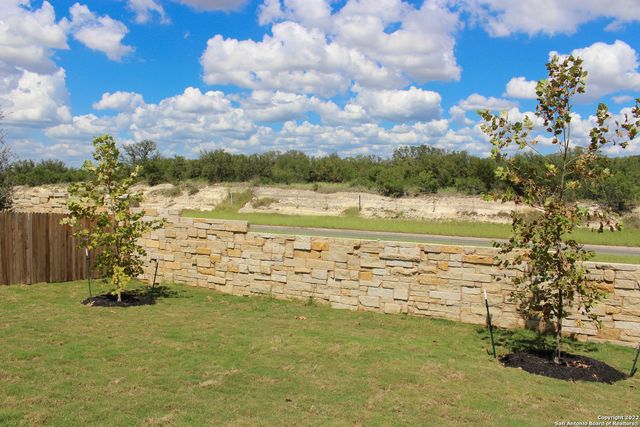 12915 Louberg Valley, San Antonio, TX 78253