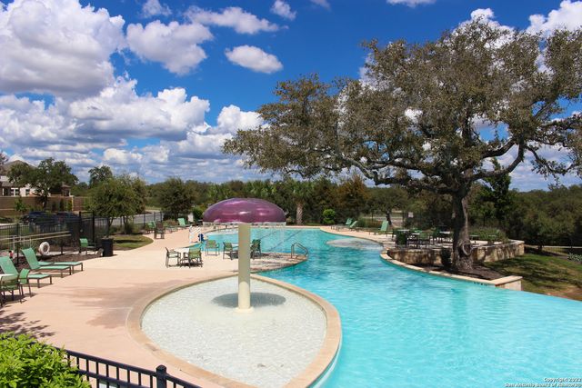 12915 Louberg Valley, San Antonio, TX 78253