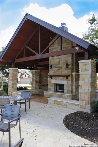 12915 Louberg Valley, San Antonio, TX 78253