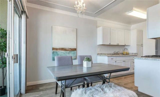 1950 Cloverfield Boulevard 15, Santa Monica, CA 90404