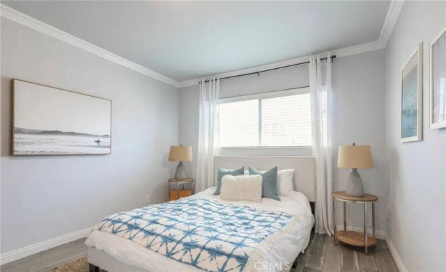 1950 Cloverfield Boulevard 15, Santa Monica, CA 90404
