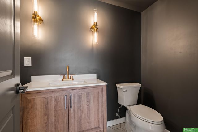 12220 S 111th Avenue, Papillion, NE 68046