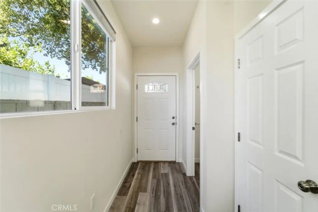 15944 Valerio Street, Van Nuys, CA 91406