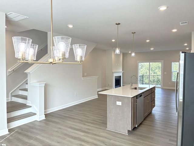 21 Pikewood Lane, Greenville, SC 29607