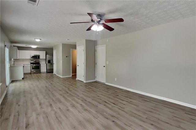 3279 Deer Valley Drive NW, Acworth, GA 30101