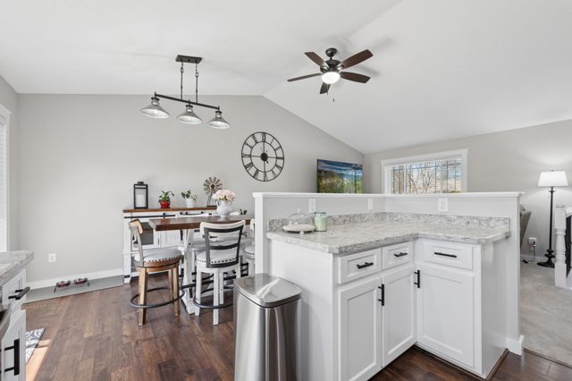 4028 Aspen Circle S, Rockford, MN 55373