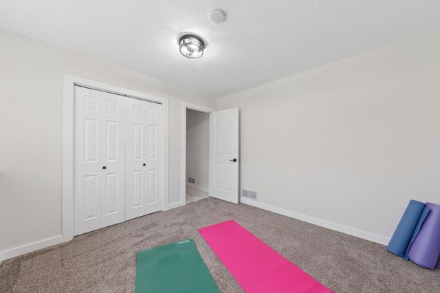 4028 Aspen Circle S, Rockford, MN 55373