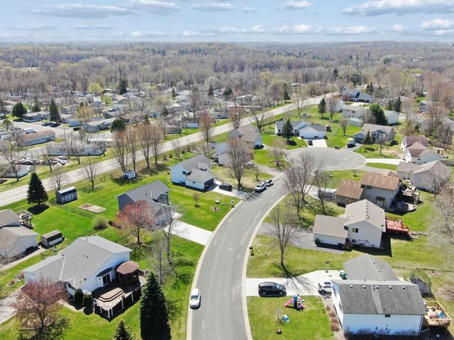 4028 Aspen Circle S, Rockford, MN 55373