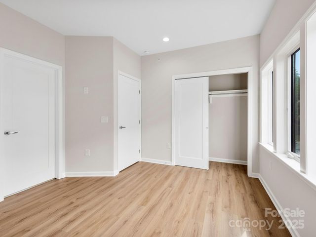 3 Lee Garden Lane 204, Asheville, NC 28801