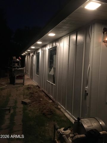 323 E ROSE Lane, Phoenix, AZ 85012