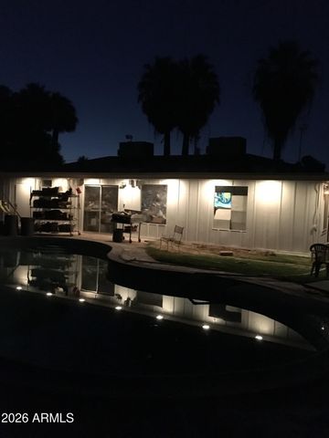 323 E ROSE Lane, Phoenix, AZ 85012