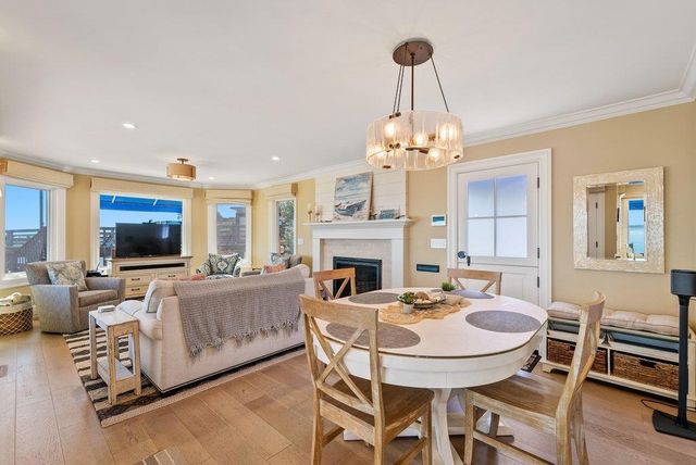 1500 Wharf Road 22, Capitola, CA 95010