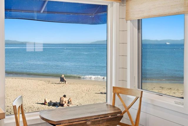 1500 Wharf Road 22, Capitola, CA 95010