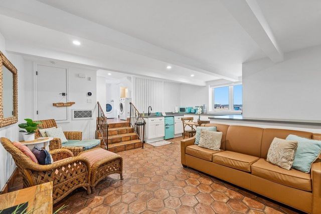 1500 Wharf Road 22, Capitola, CA 95010