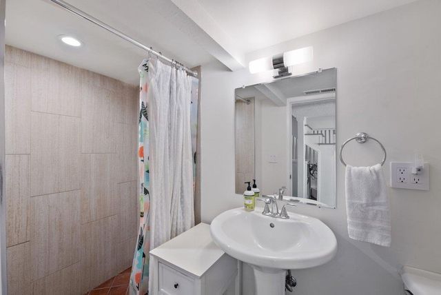 1500 Wharf Road 22, Capitola, CA 95010