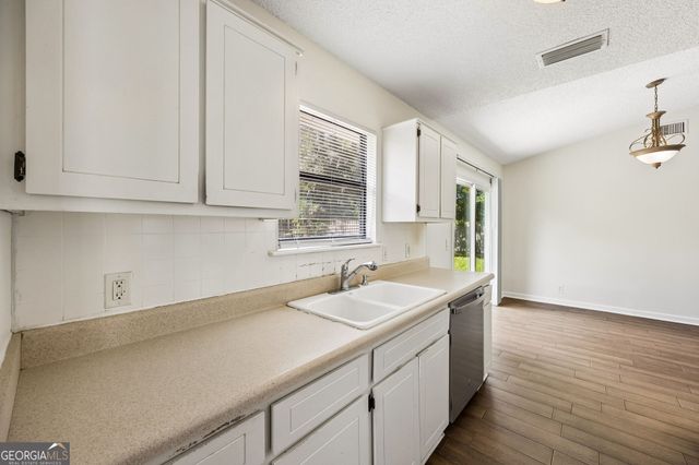180 Dogwood Circle, St. Marys, GA 31558