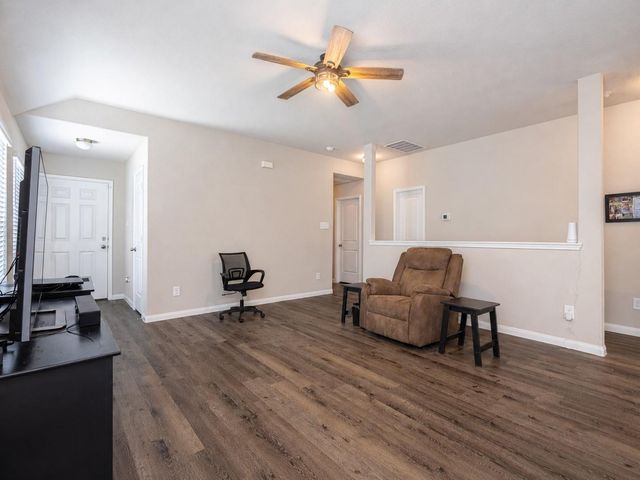 2228 Raider Drive, Conroe, TX 77301
