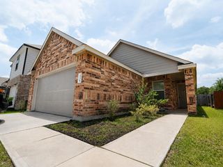 2228 Raider Drive, Conroe, TX 77301