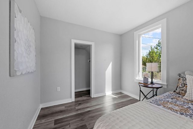 3306 Logan Avenue N, Minneapolis, MN 55412