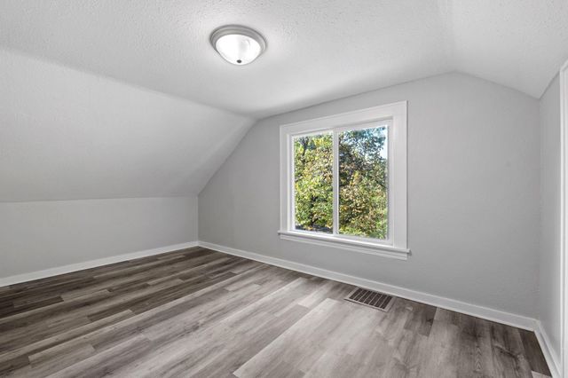 3306 Logan Avenue N, Minneapolis, MN 55412