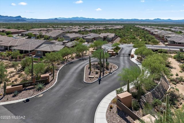 7631 W Laurel Lane, Marana, AZ 85658