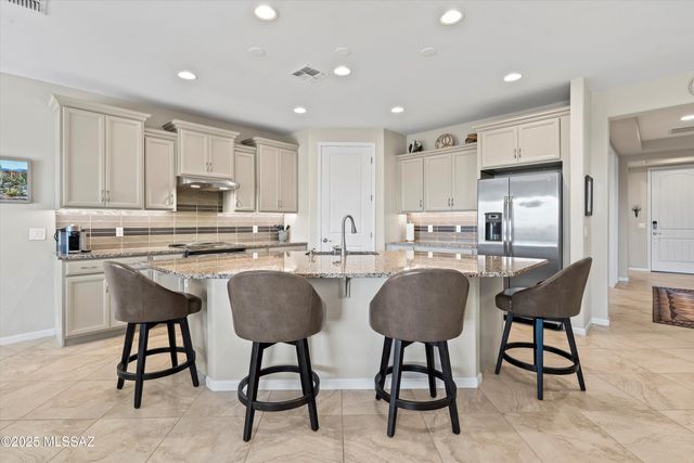 7631 W Laurel Lane, Marana, AZ 85658