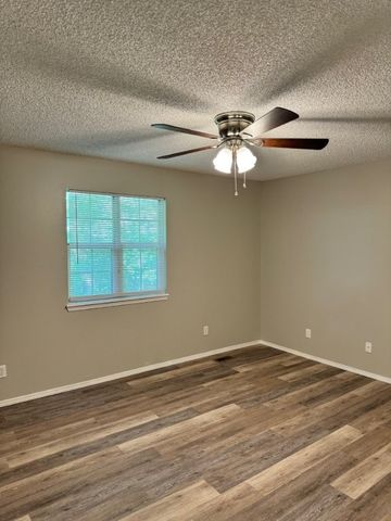 7 Weston Lane, Bella Vista, AR 72715