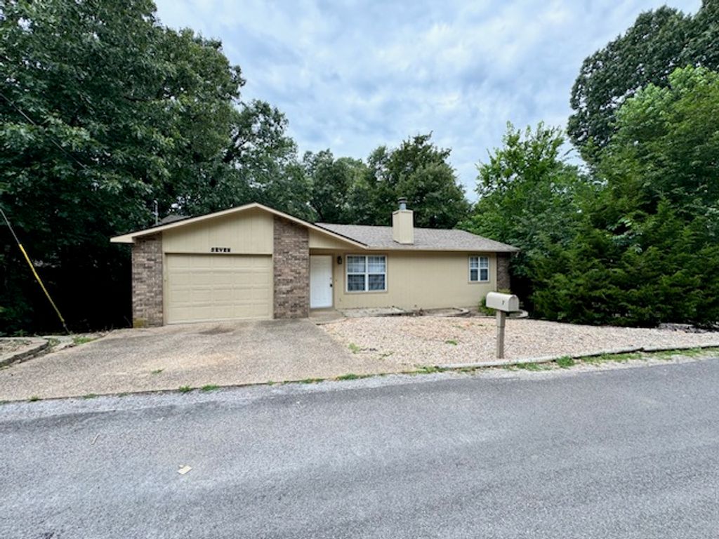 7 Weston Lane, Bella Vista, AR 72715