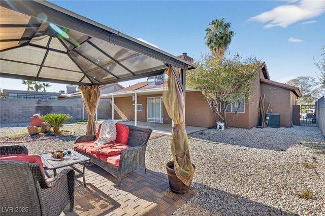 3132 Gentle Breeze Street, Las Vegas, NV 89108