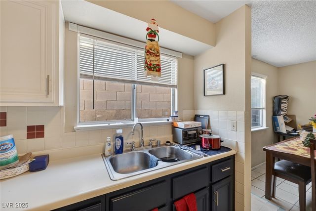 3132 Gentle Breeze Street, Las Vegas, NV 89108