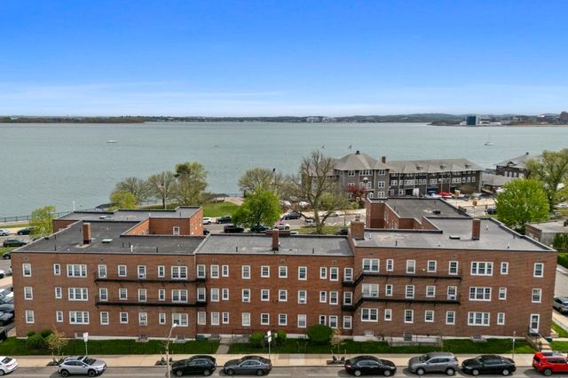 9 Lennon Ct 13, Boston, MA 02127